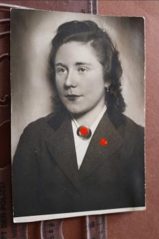 Preview: zwei tolle Portraits - SS-Panzermann mit Schiffchen - SS-Pz-Regt. und Rückseite BDM-Mädel original